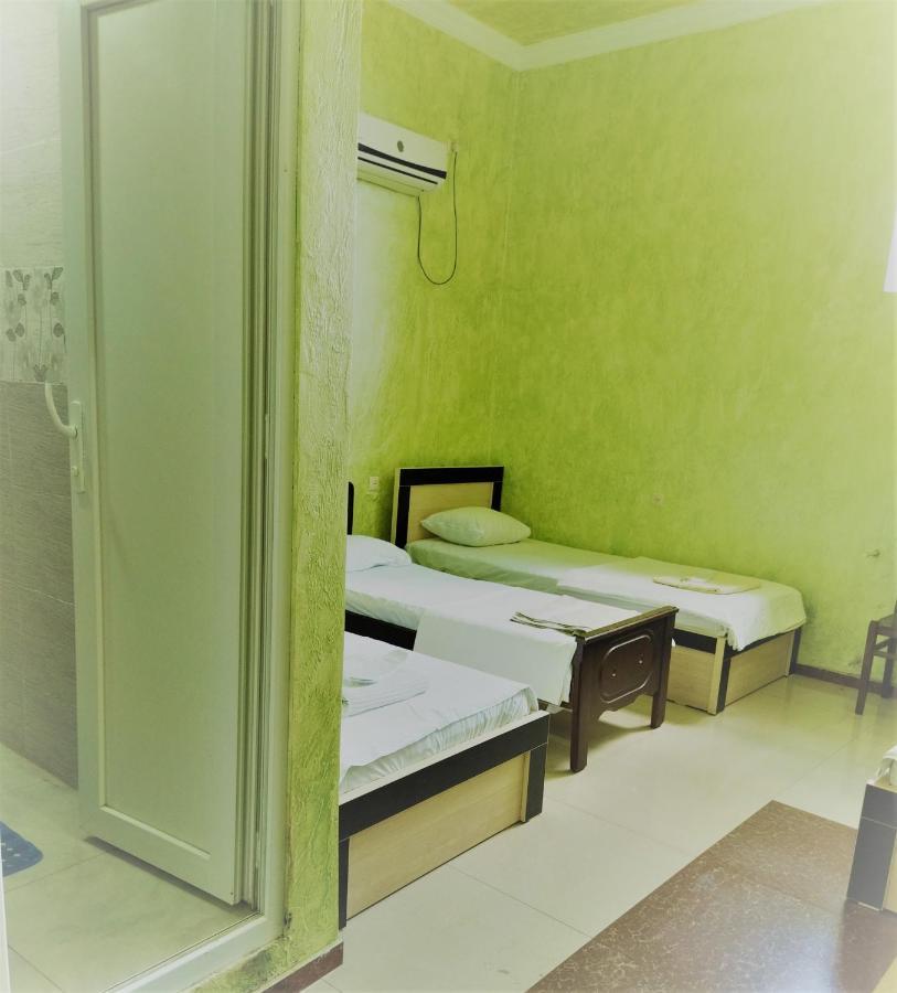Hotel Vakhtanguri บาทูมิ ภายนอก รูปภาพ