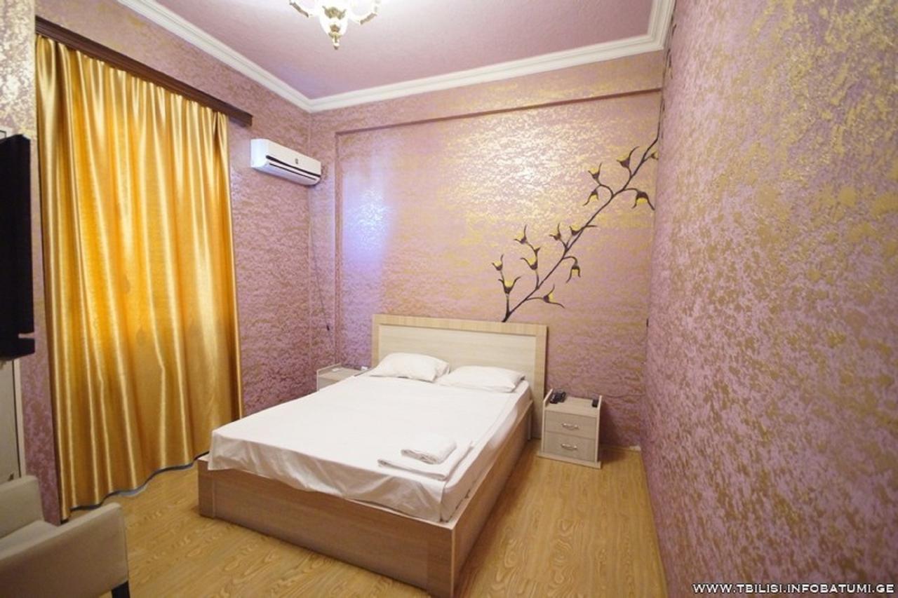 Hotel Vakhtanguri บาทูมิ ภายนอก รูปภาพ