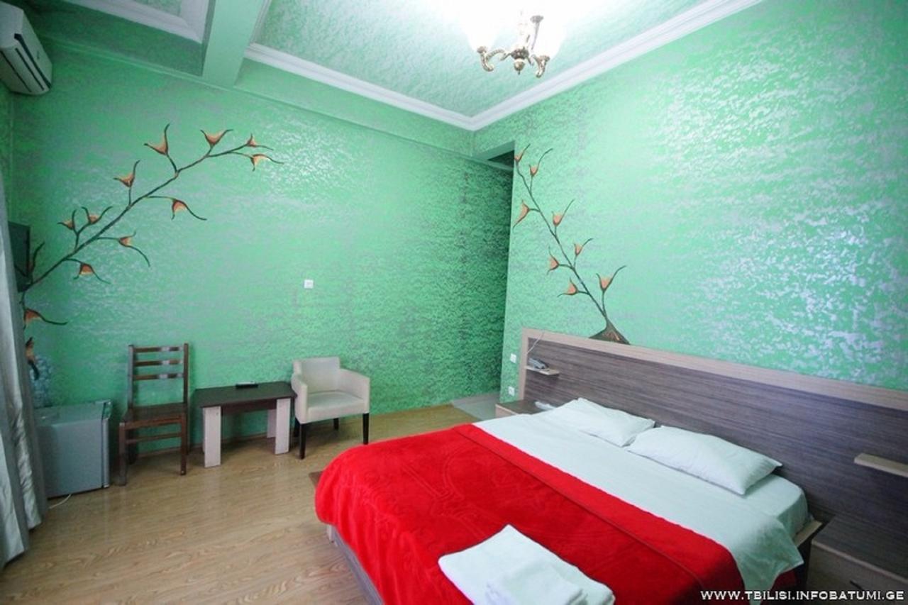 Hotel Vakhtanguri บาทูมิ ภายนอก รูปภาพ