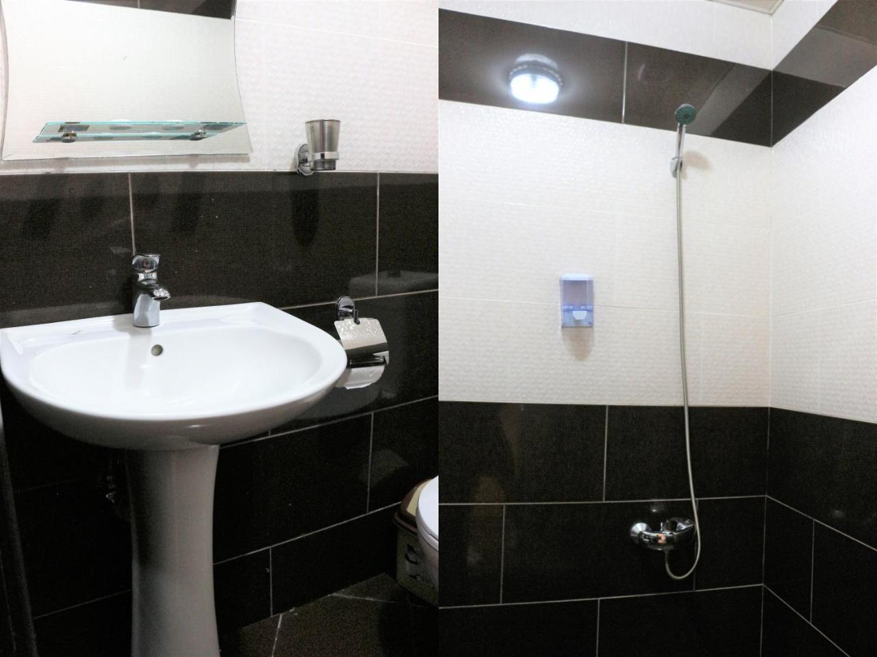 Hotel Vakhtanguri บาทูมิ ภายนอก รูปภาพ